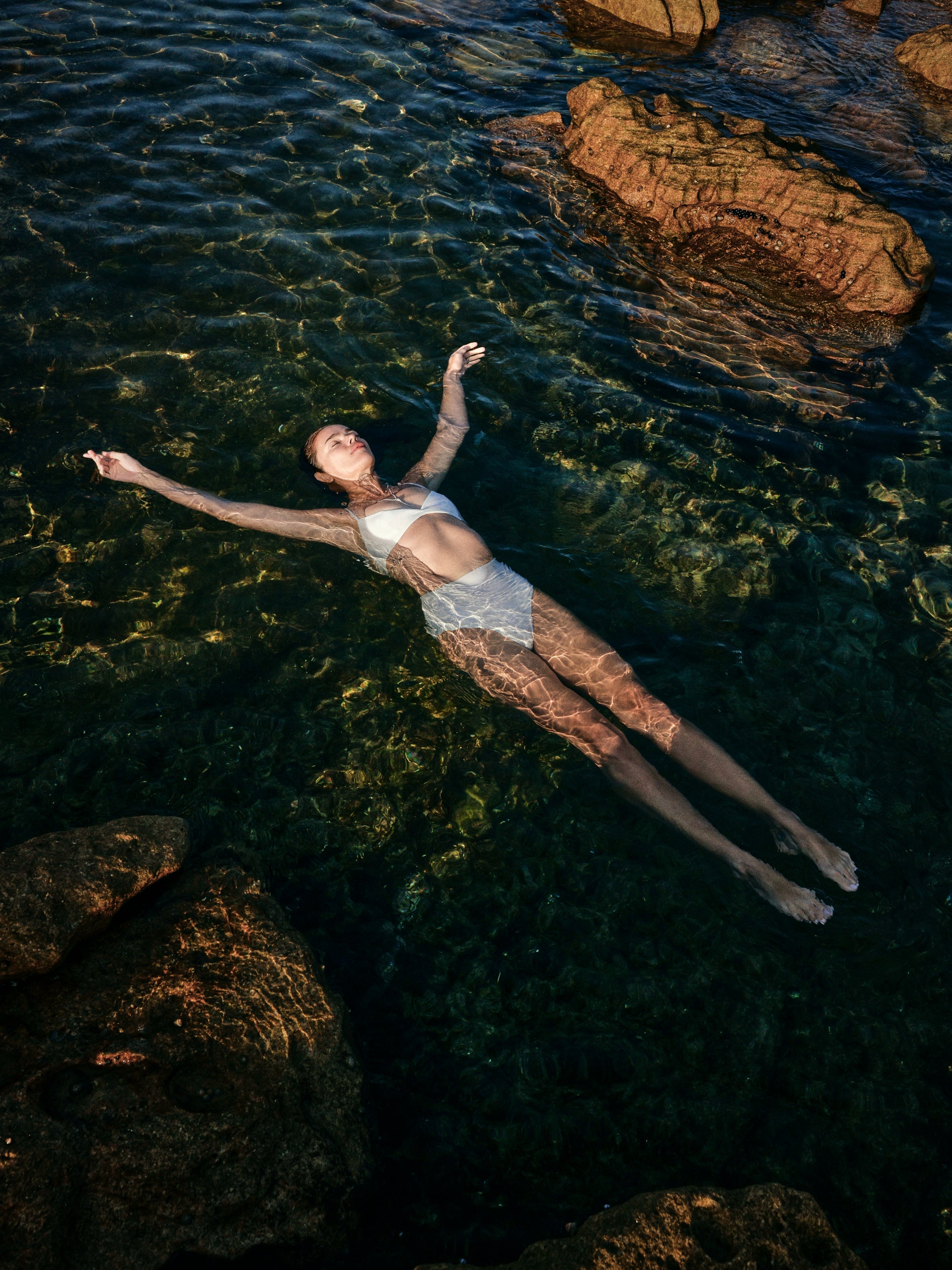 In Conversation: 澳洲体彩幸运8开奖官网 澳洲幸运8官方入口网址 手机版开奖结果+开奖记录查询 Jena Goldsack on Freediving, Ocean Conservation, and Sustainable Wetsuits